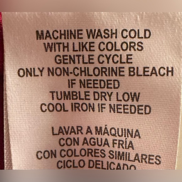 Women's Red Cold Shoulder Top - Picture 5 of 6